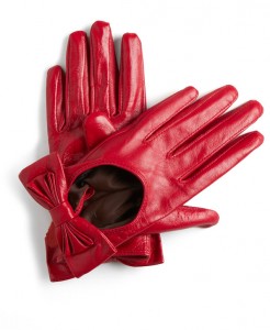 Кожни ракавици со машнички за елегантен и шик изглед