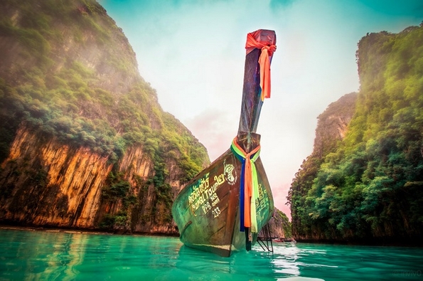 Пат околу светот низ живописни фотографии