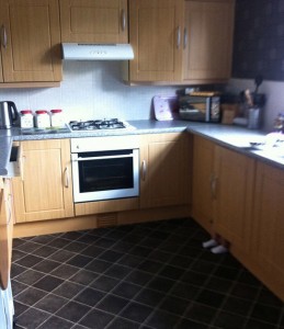 Дечиња кои „умешно“ се кријат играјќи криенка