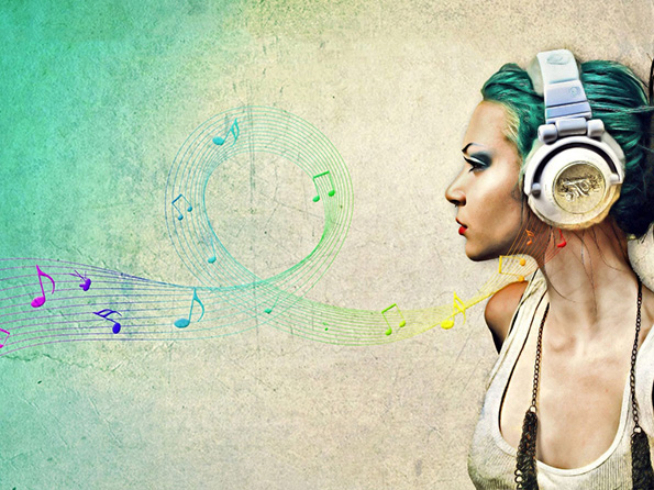 Едночасовен музички сет со најдобрите хитови од 2013-та