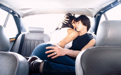 Жешки секс-пози за во кола