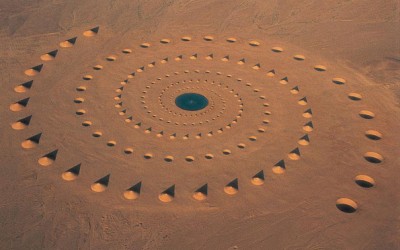 Уметност во пустината Сахара која постои веќе 17 години и е видлива од „Google Earth“