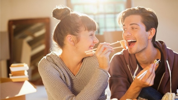 Најголемата причина зошто не треба да брзате за да се вселите со вашиот партнер