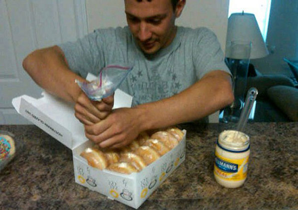 17-116-odlichni-nachini-da-se-posheguvate-so-nekogo-na-1-april-kafepauza.mk