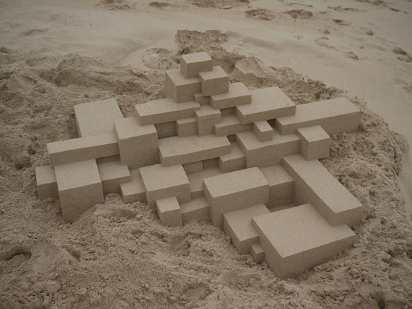 Неверојатни геометриски замоци од песок 