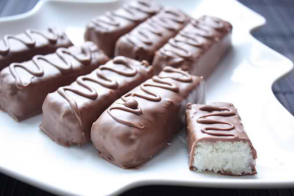 napravete-baunti-chokolatca-od-4-sostojki-za-samo-10-minuti-kafepauza.mk