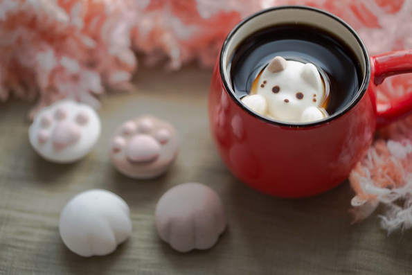 Слатки маршмелоу мачиња, совршен вкусен додаток за вашето кафе
