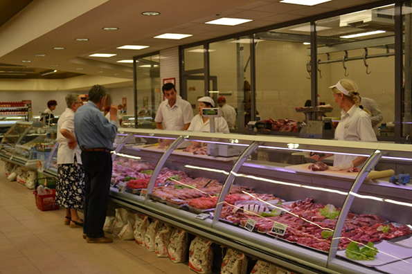 3-utre-se-otvora-vero-supermarket-vo-kisela-voda-kafepauza.mk