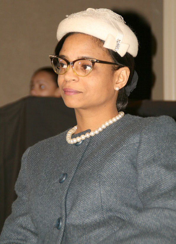 8-10-zheni-koi-go-promenija-svetot.-kafepauza.mkjpg