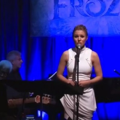 Кристен Бел настапува во живо со песната „Do You Want to Build a Snowman“