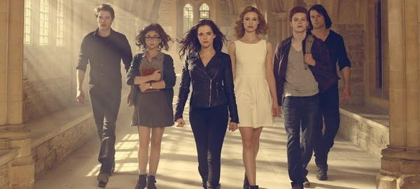 Филм: Академија за вампири (Vampire Academy)