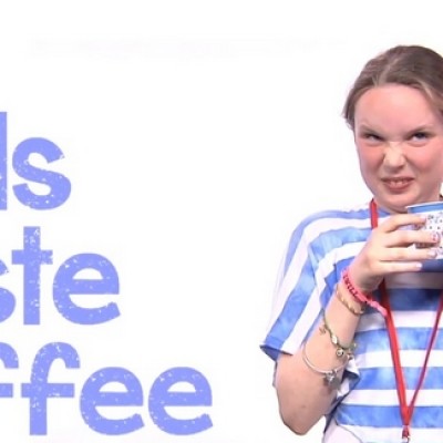 Реакции на деца кои прв пат пробуваат кафе