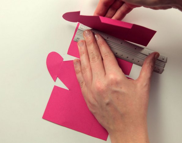 Направете сами романтично кутиче за бонбони