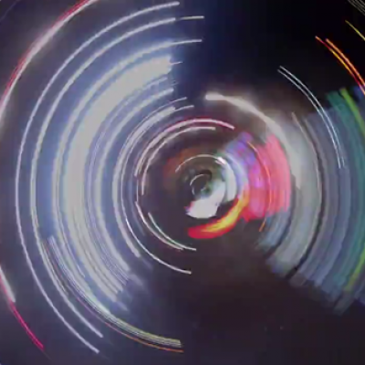 Што се случува ако залепите GoPro камера на тркалото од вашиот автомобил?