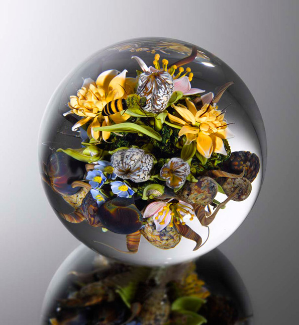 Прекрасни минијатурни градини вградени во стаклени кугли