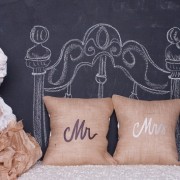 Преслатки романтични предмети кои одлично одат заедно