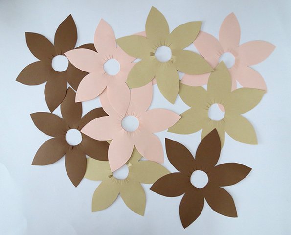 Направете сами: цветни украси за свеќи за пријатен амбиент