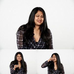 Фотограф го фаќа на слика смешниот израз на луѓето кога пијат шотови