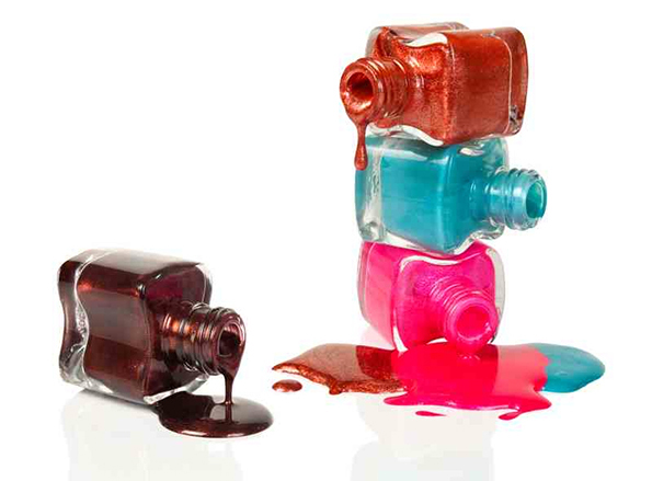 1-10-fakti-koi-ne-gi-znaevte-za-lakot-za-nokti-kafepauza.mk