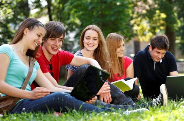 6 земји каде што можете да студирате на англиски бесплатно или со мала партиципација