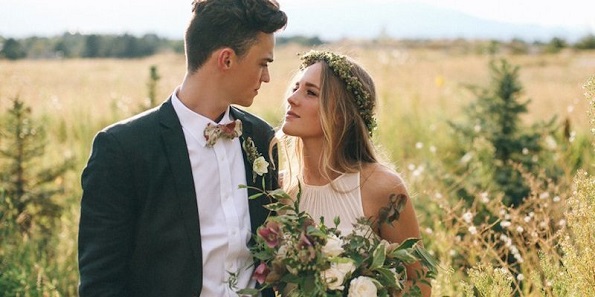 (1)-12-prichini-zoshto-kompliciranata-devojka-e-onaa-so-koja-treba-da-go-pominete-zhivotot-kafepauza.mk