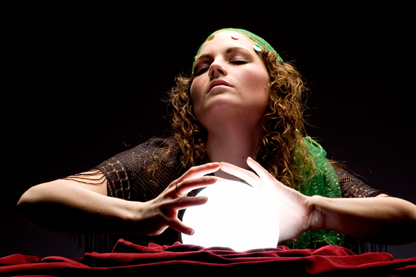 16-17-prichini-poradi-koi-bi-ve-proglasile-za-veshterka-vo-1693-godina-kafepauza.mk