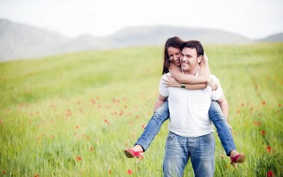 10 работи кои вистинскиот маж ги прави кога е во врска