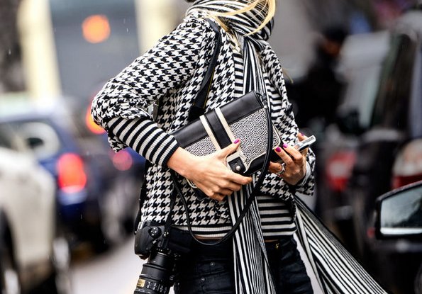 1-6-mali-tajni-koi-ke-ja-vratat-magijata-na-rabotnoto-mesto-kafepauza.mk