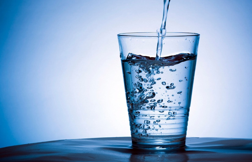 9 здравствени нарушувања кои може да ви се случат ако не пиете доволно вода