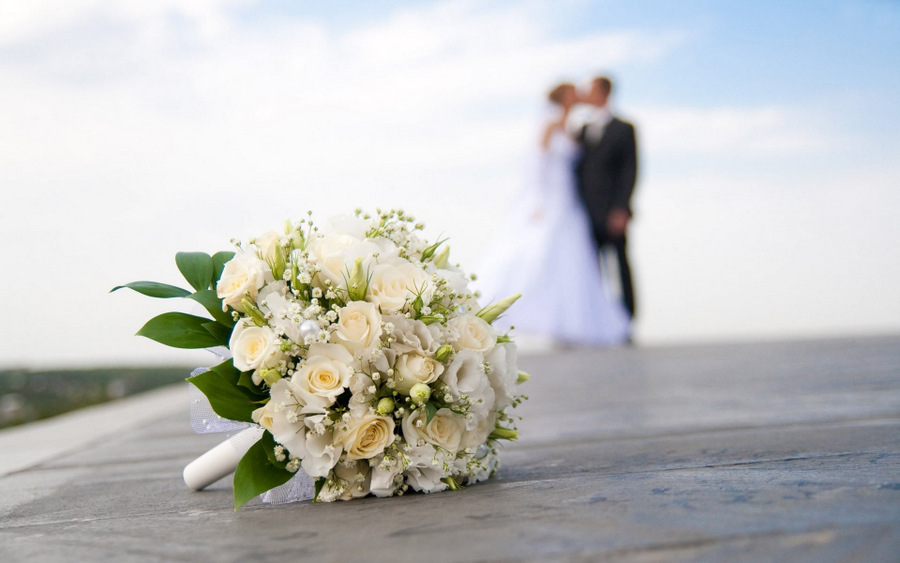 Како да заштедите време и пари кога ја организирате својата свадба?