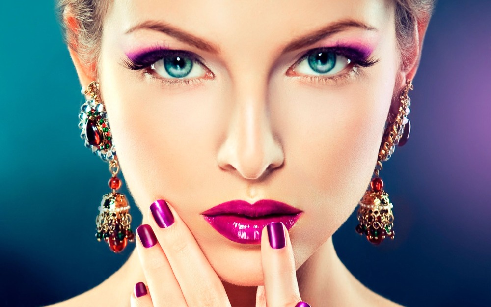 25 помалку познати факти за шминката