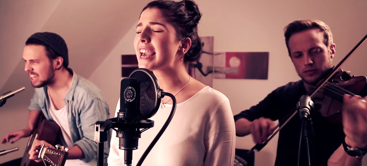 Прекрасен кавер на песната „Elastic Heart“ од Сиа