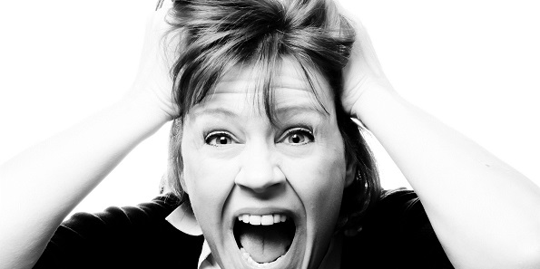 (1)-raboti-koi-nitu-edna-zhena-ne-saka-da-gi-chue-a-sepak-i-gi-kazhuvaat-kafepauza.mk