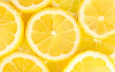Зошто треба да ги замрзнувате лимоните?