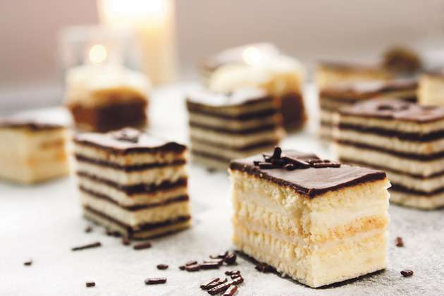 (2) 2 рецепти за торти кои целосно ќе ги освојат вашите најблиски