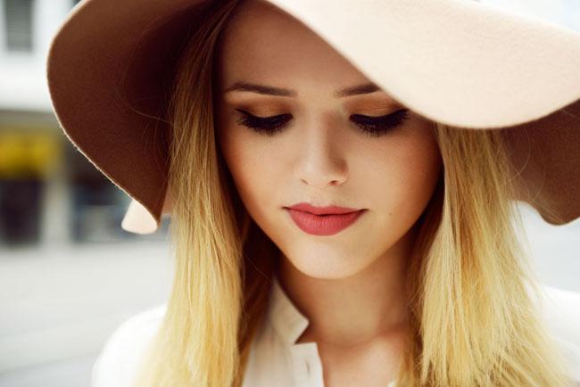 2-10-zheshki-bjuti-trendovi-koi-mora-da-gi-isprobate-ova-leto-www.kafepauza.mk_