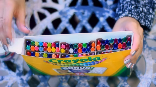 (2) Направете сами: Колоритни миризливи свеќи за вашиот дом, составени од мрсни боички