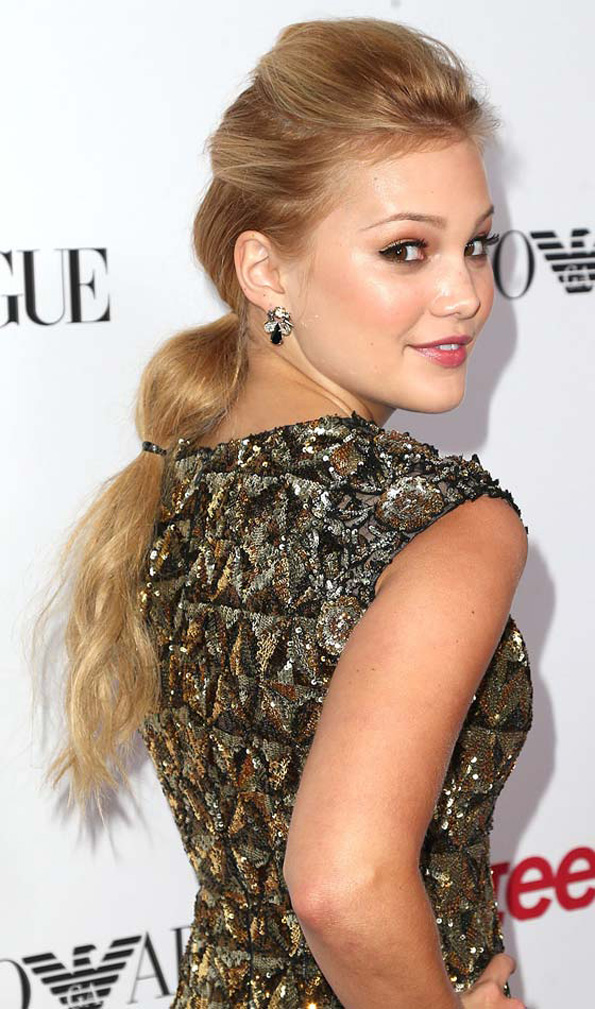 (1) 10 едноставни и одлични саботни фризури кои можете да ги пробате за вечерашното излегување