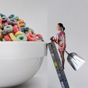 Креативен фотограф мудро спојува две фотографии во една. Резултатот е урнебесен!