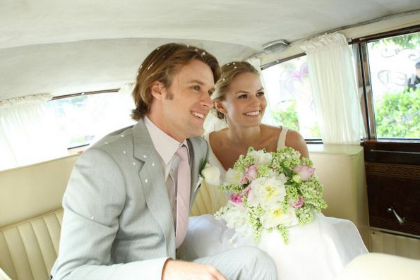 (7) 7 славни парови кои морале да продолжат да работат заедно откако раскинале