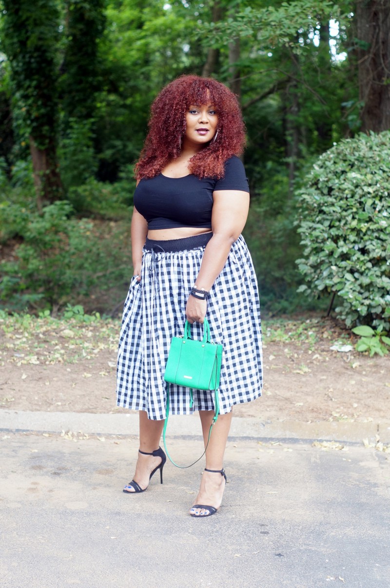 7-blogerki-so-oblini-koi-ke-ve-nateraat-da-ja-zasakaate-modata-iako-imate-visok-kilogrami-kafepauza.mk