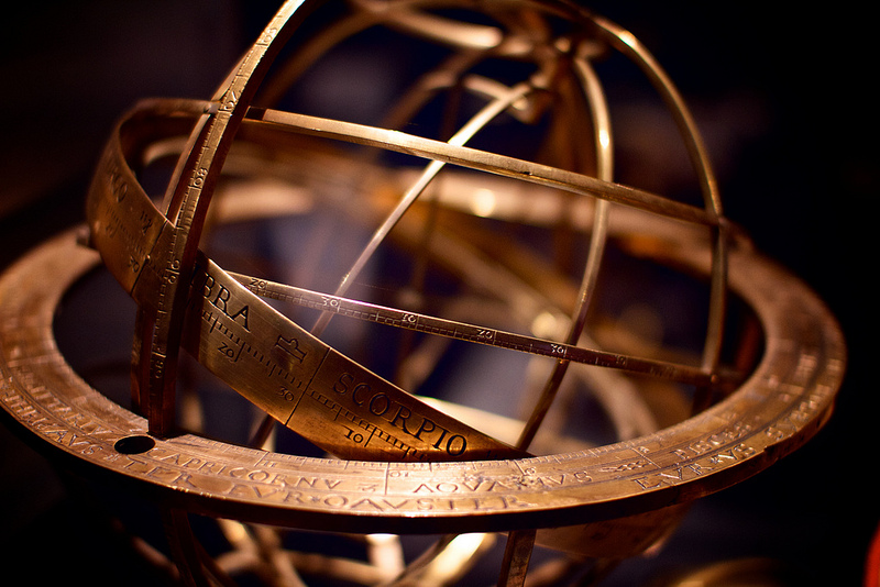 Со кои хороскопски знаци најлошо се согласуваме во љубовта?