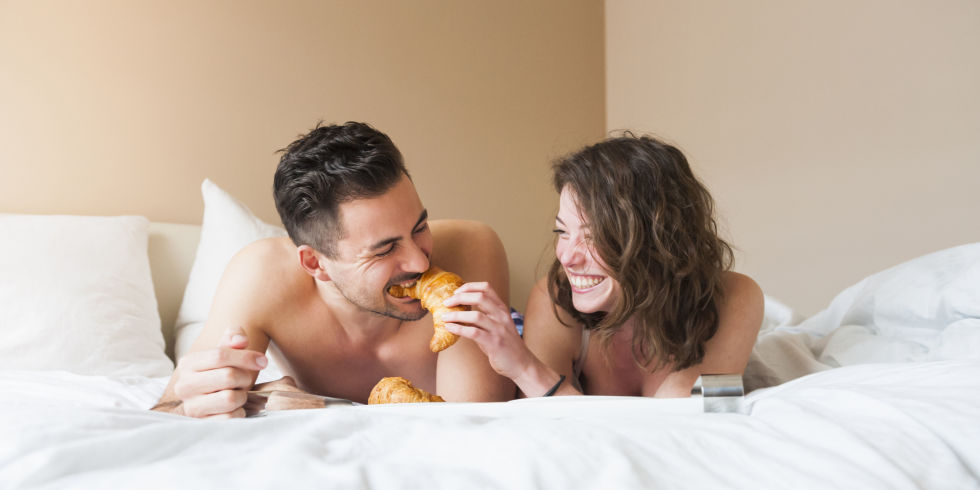 0-9-dovolno-dobri-prichini-zoshto-treba-da-spiete-so-nego-kafepauza.mk