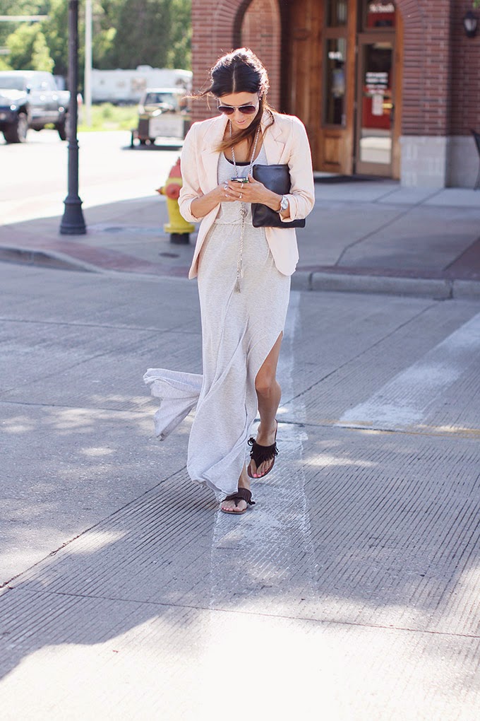 9-blejzerot-ostanuva-na-modnata-scena-kako-da-go-nosite-ovaa-esen-www.kafepauza.mk_