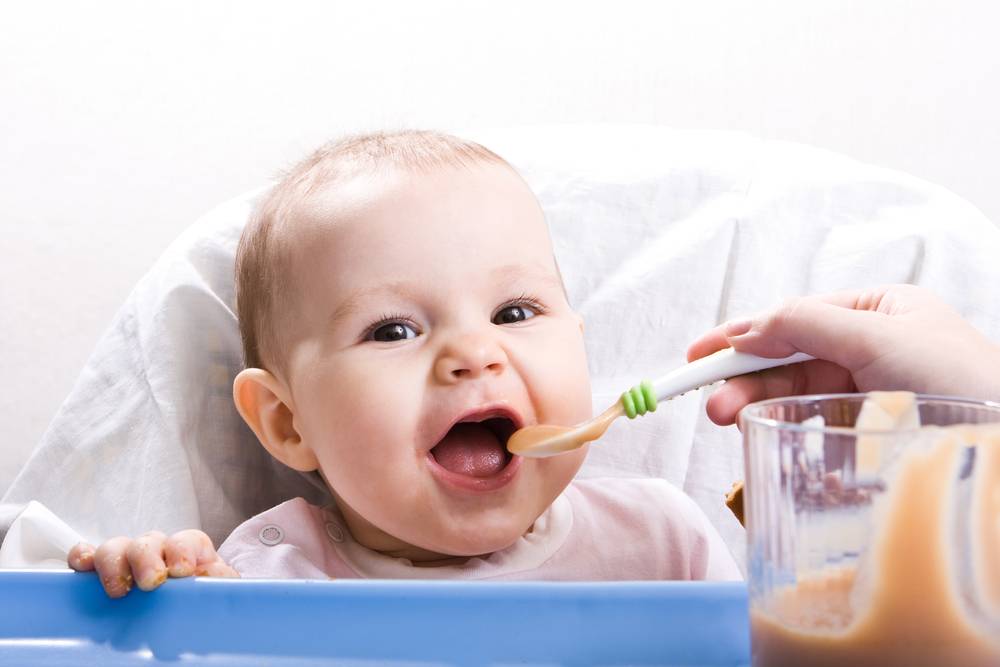 Внимание: 5 здрави видови храна кои не смеете да им ги давате на децата