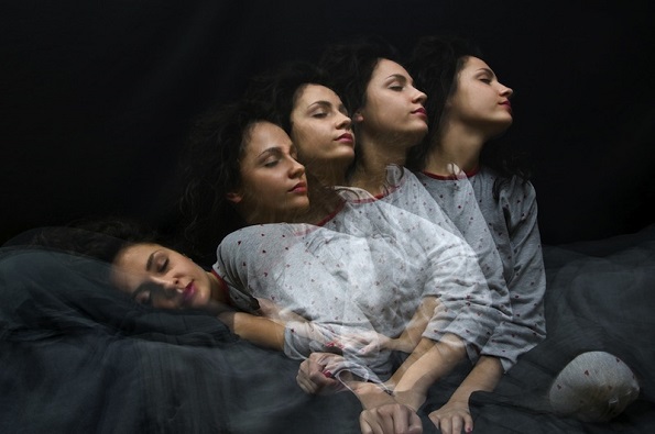 (3)-7-ludi-neshta-koi-gi-pravime-dodeka-spieme-kafepauza.mk