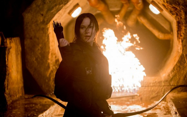 (5) Филм: Игри на гладните: Мокингџеј – втор дел (The Hunger Games: Mockingjay - Part 2)