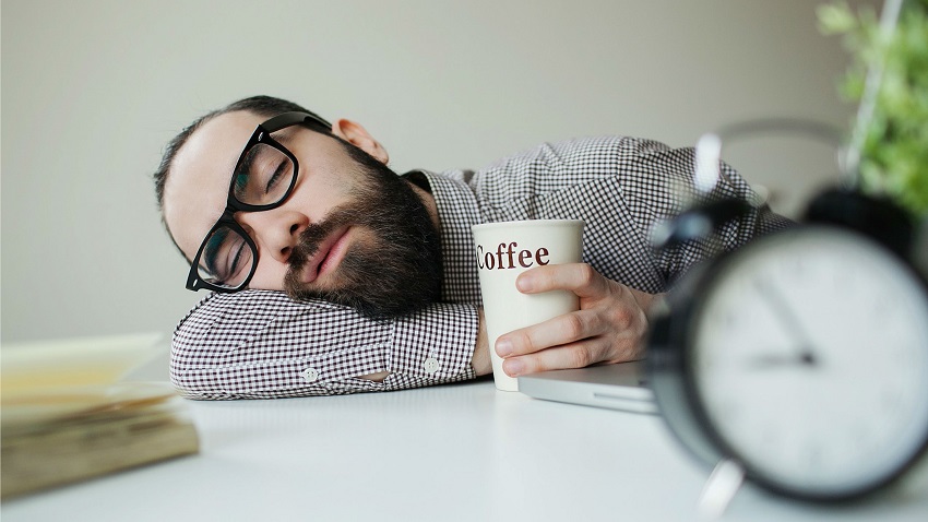 7 знаци дека пиете премногу кафе