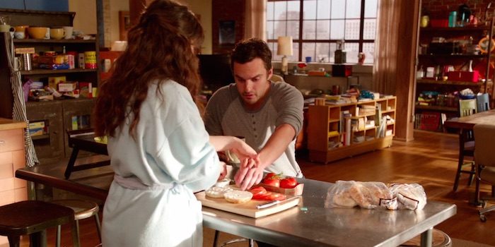 (24) 28 нешта што се случуваат ако сте единствената девојка во вашето друштво