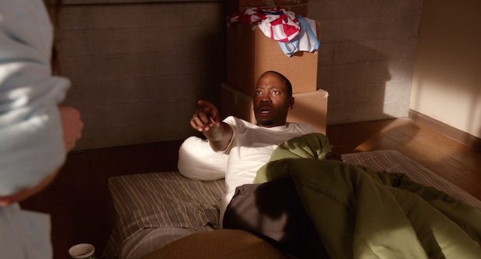 (26) 28 нешта што се случуваат ако сте единствената девојка во вашето друштво